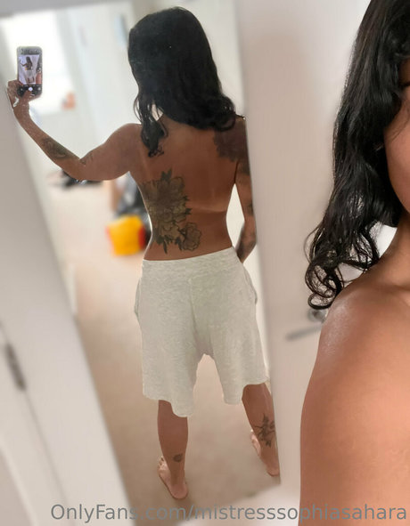 Mistresssophiasahara