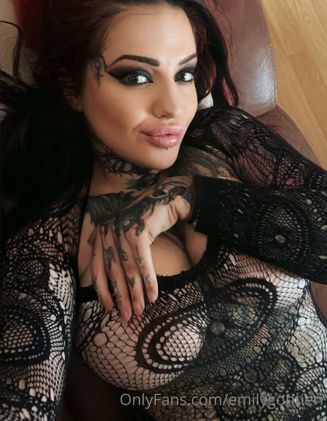 Foto di nudo di fuga di OnlyFans di Emily Gontier