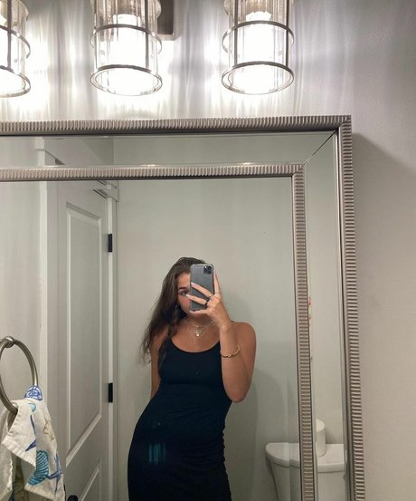 Foto di nudo di fuga di OnlyFans di Andreaposnerrr