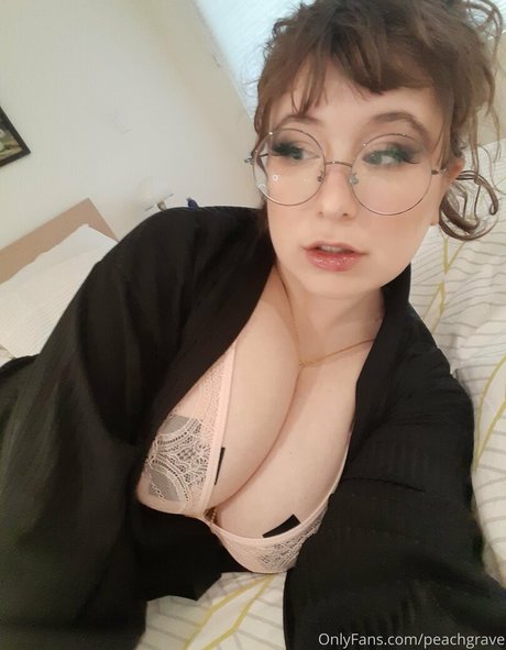 Foto di nudo di fuga di OnlyFans di Grraves