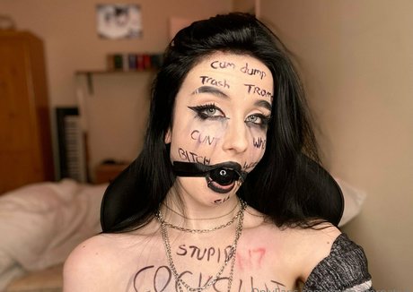 Foto di nudo di fuga di OnlyFans di Ravenalternative