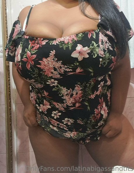 Curvylatinakay1