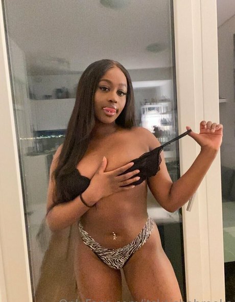 Foto di nudo di fuga di OnlyFans di Itskeishabrooks