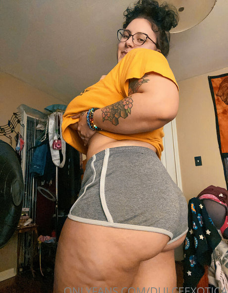 Foto di nudo di fuga di OnlyFans di Reina Rodriguez