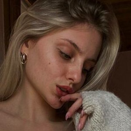 Foto di nudo di fuga di OnlyFans di Loulbaby