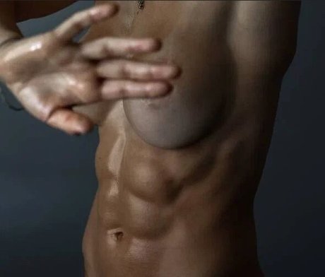 Foto di nudo di fuga di OnlyFans di Guznenkova Valeria