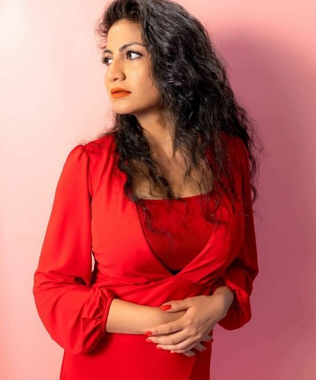 Komal Bhagat