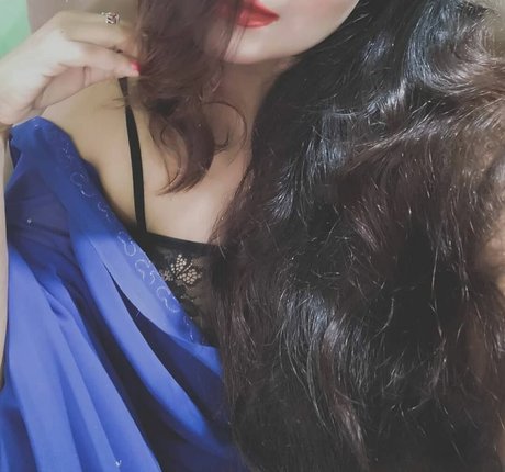 Foto di nudo di fuga di OnlyFans di Maya Diba