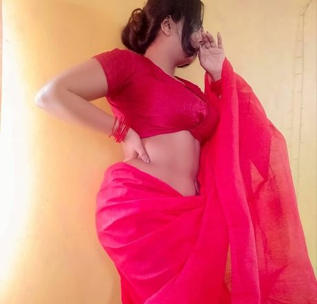 Foto di nudo di fuga di OnlyFans di Maya Diba