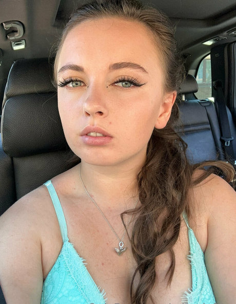 Foto di nudo di fuga di OnlyFans di Miraclefree