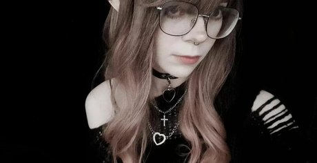 Porcelain Ghoul