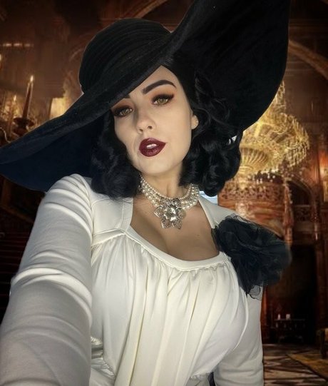 Lady Dimitrescu