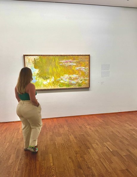 Curvykrysta