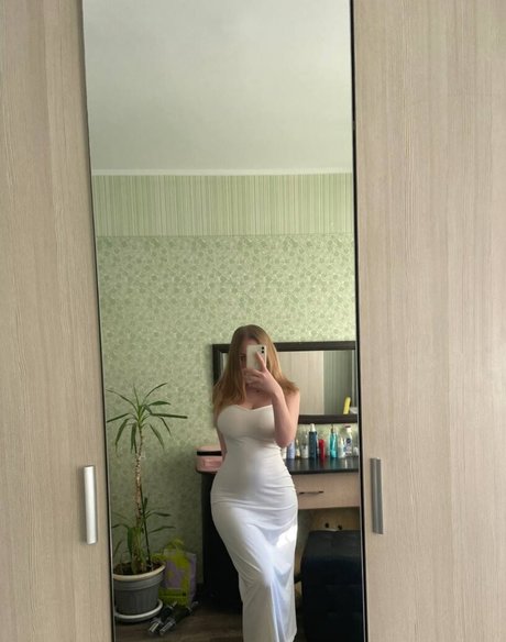 Foto di nudo di fuga di OnlyFans di Katrlvinaa