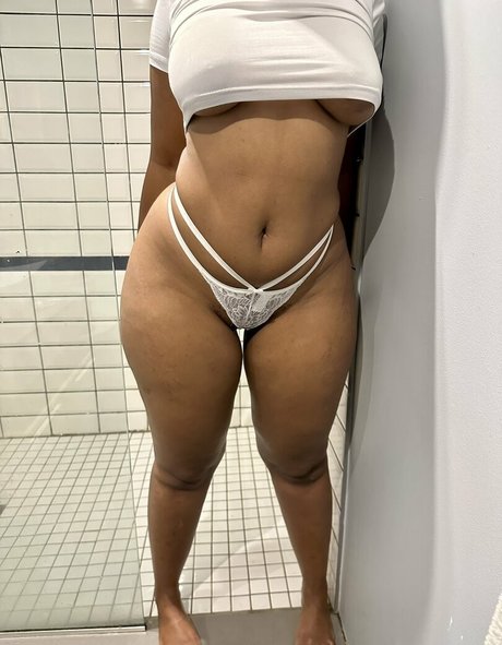Foto di nudo di fuga di OnlyFans di Cataleyafans