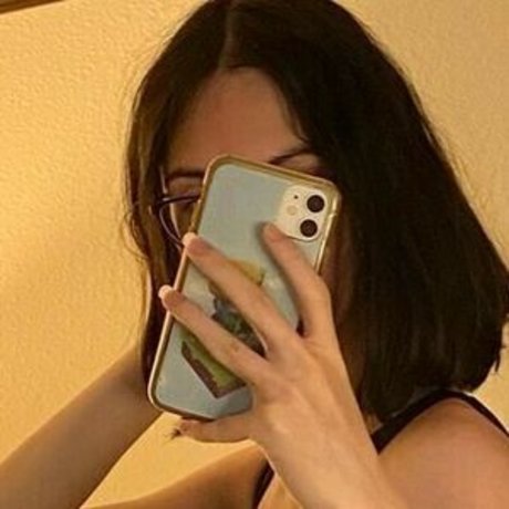 Foto di nudo di fuga di OnlyFans di Eskayuwu
