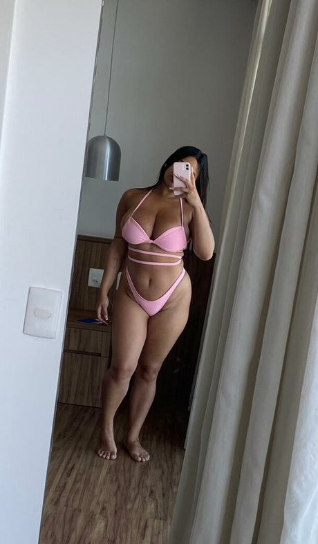 Foto di nudo di fuga di OnlyFans di Missbebesotavip