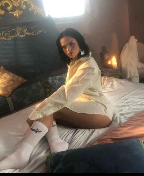 Foto di nudo di fuga di OnlyFans di Famke Louise