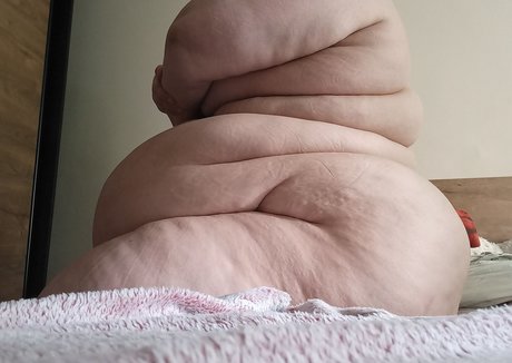 Fluffymaya98