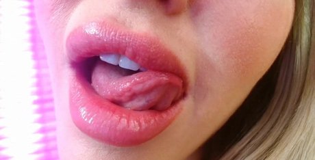 Foto di nudo di fuga di OnlyFans di Hannah C