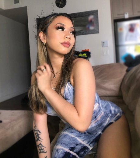 Foto di nudo di fuga di OnlyFans di Thailiian