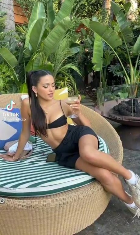 Maia Reficco
