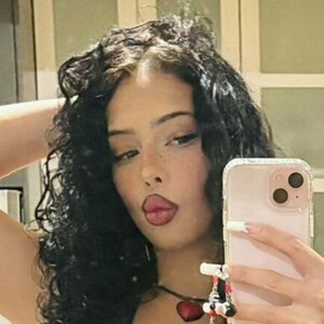 Foto di nudo di fuga di OnlyFans di User0010001010