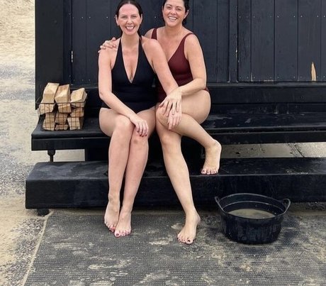 Foto di nudo di fuga di OnlyFans di Tv Shopping Presenters