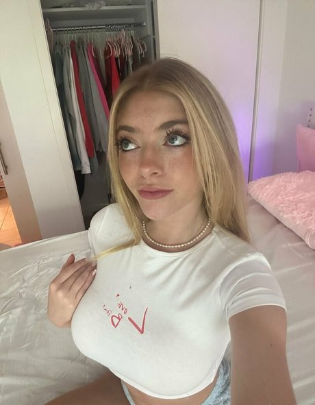 Foto di nudo di fuga di OnlyFans di Rileymaetwo