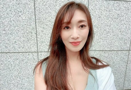Foto di nudo di fuga di OnlyFans di Reiko Kobayakawa