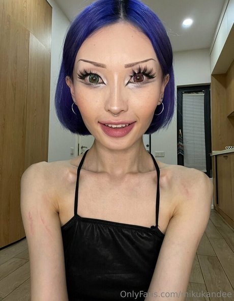Foto di nudo di fuga di OnlyFans di Mikukandee