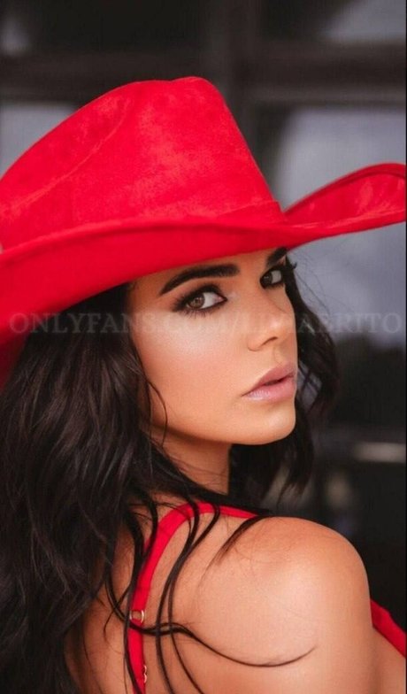 Foto di nudo di fuga di OnlyFans di Livia Brito