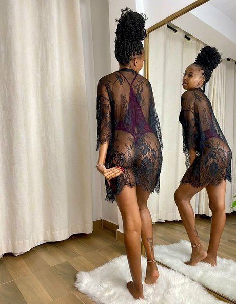 Ebonynaomii