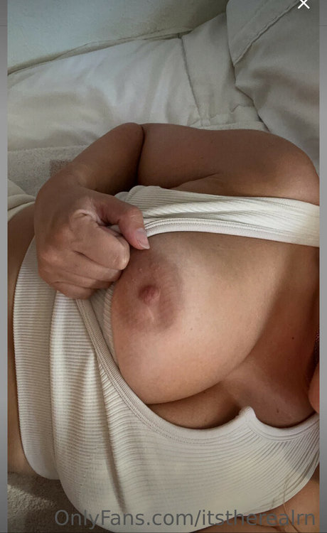 Foto di nudo di fuga di OnlyFans di Imrachelnicole