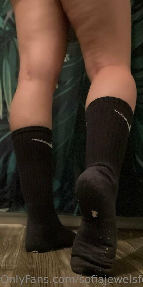 Foto di nudo di fuga di OnlyFans di Sofiajewelsfeet