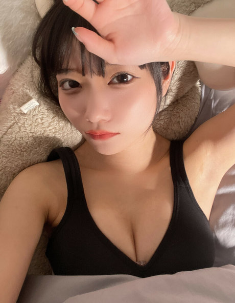 Foto di nudo di fuga di OnlyFans di Izuchinono
