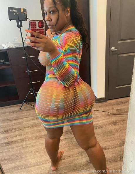 Foto di nudo di fuga di OnlyFans di Karitamonique