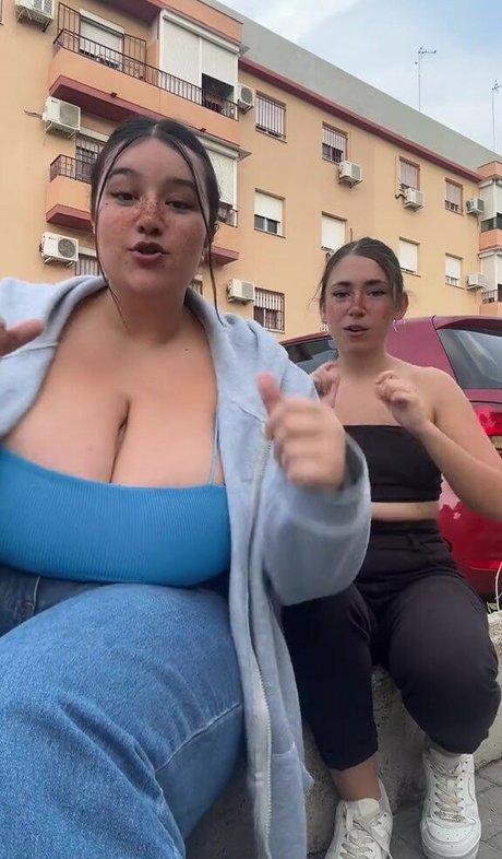 Foto di nudo di fuga di OnlyFans di Neereeewiii