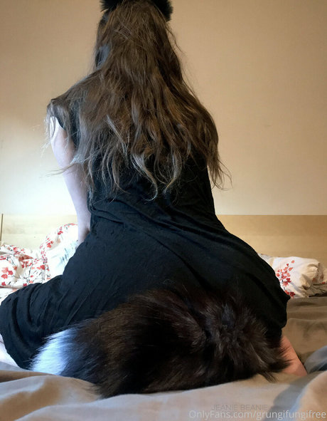 Foto di nudo di fuga di OnlyFans di Grungifungifree