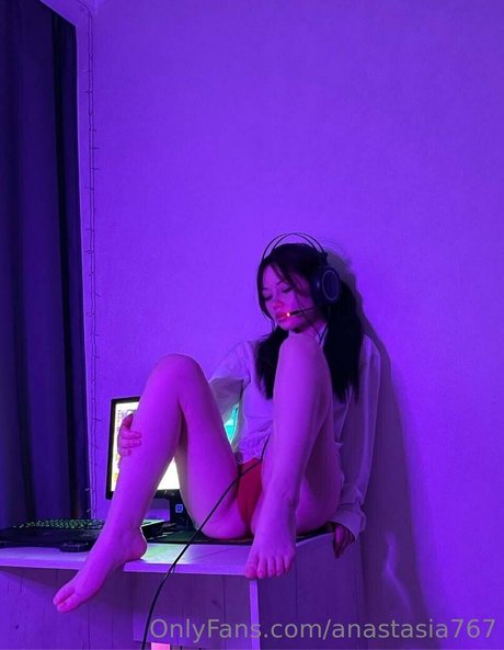 Foto di nudo di fuga di OnlyFans di Anastasia 767