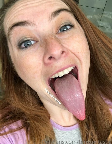 Foto di nudo di fuga di OnlyFans di Tonguetastic
