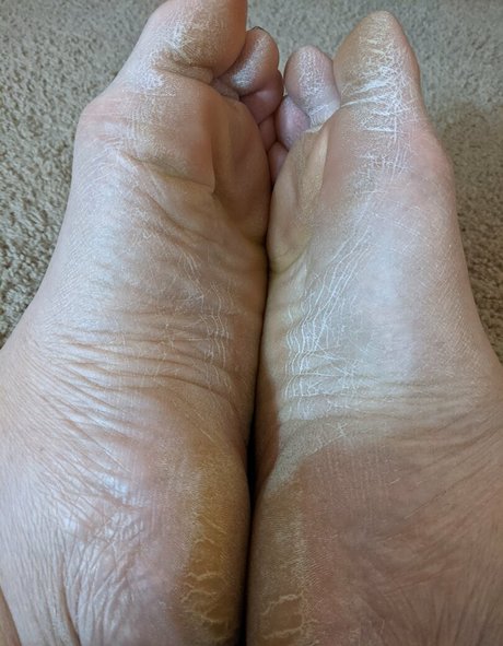 Foto di nudo di fuga di OnlyFans di Flirtyf33t94