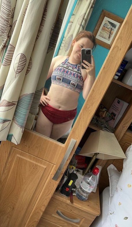 Foto di nudo di fuga di OnlyFans di Bekaaahhh