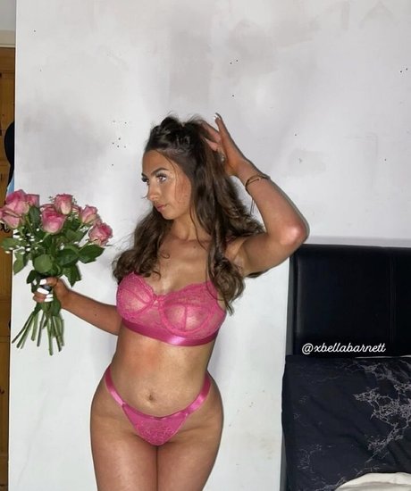 Bella Barnett