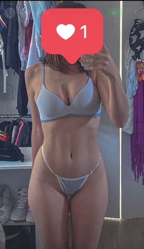 Foto di nudo di fuga di OnlyFans di Dayanara Avelar