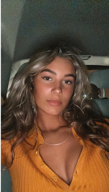 Foto di nudo di fuga di OnlyFans di Verena Stoerchle