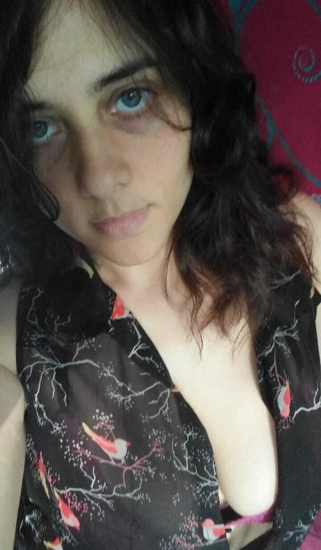 Foto di nudo di fuga di OnlyFans di Misticacristal