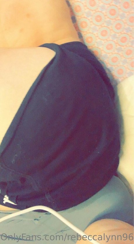 Foto di nudo di fuga di OnlyFans di Rebeccalynn9631