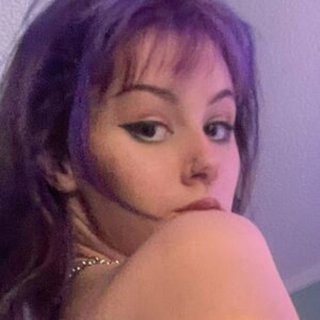Foto di nudo di fuga di OnlyFans di Lavenderhayz