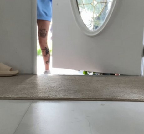Foto di nudo di fuga di OnlyFans di Peachtot